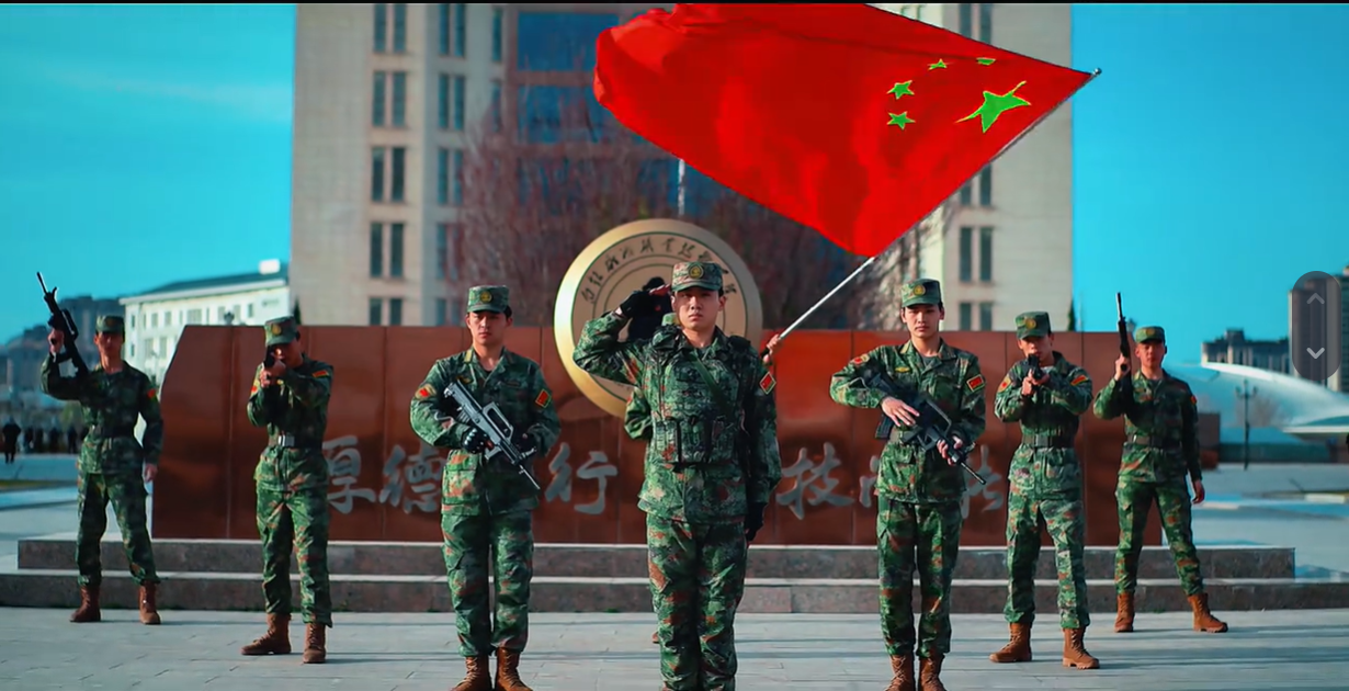 少年应有鸿鹄志，携笔从戎，青春无悔